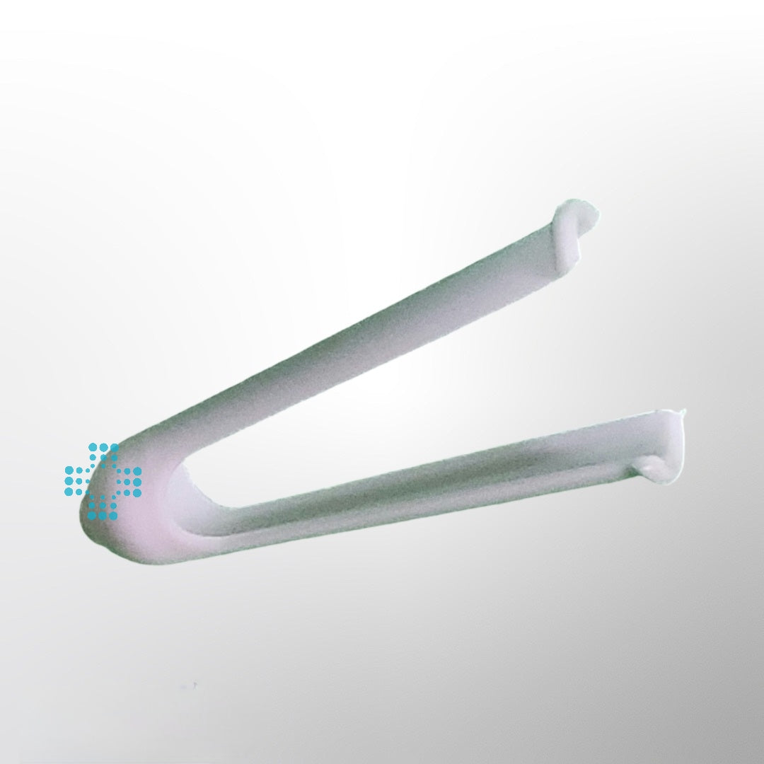 Finger Splint or tube gauze applicator plastic